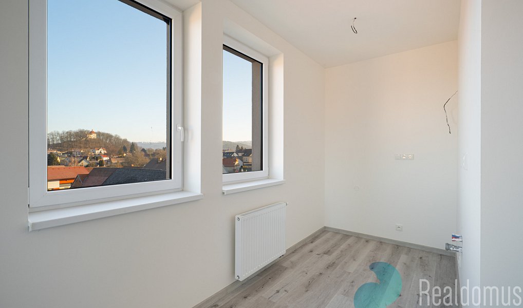Prodej komerčního objektu (jiného typu) 1 325 m², Mladá Vožice – náhled fotky 3
