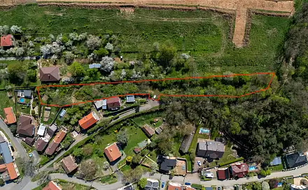 Prodej stavebního pozemku 2 723 m², Škvorec, okres Praha-východ