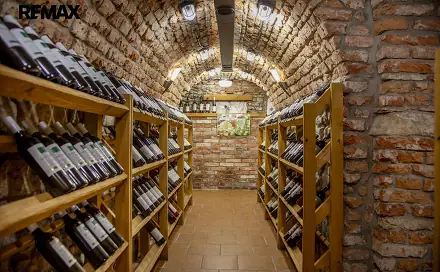 Pronájem obchodních prostor 50 m², Poláškova, Valašské Meziříčí, okres Vsetín