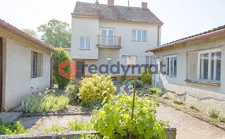 Prodej domu 200 m² s pozemkem 1 110 m², Velkomoravská, Lužice, okres Hodonín
