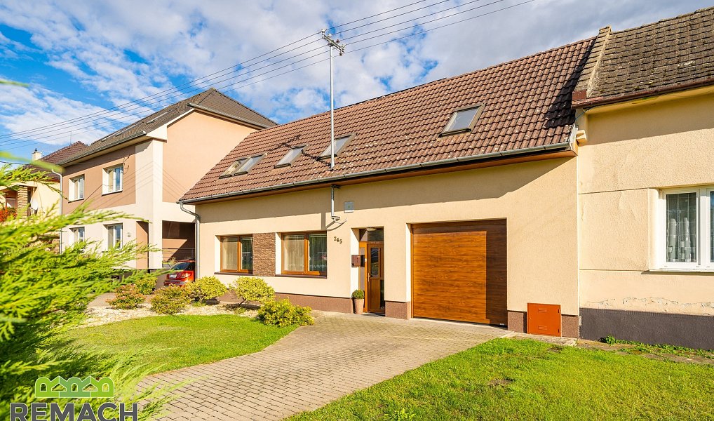 Prodej domu 126 m² s pozemkem 870 m², Babice – fotka 1 z 19