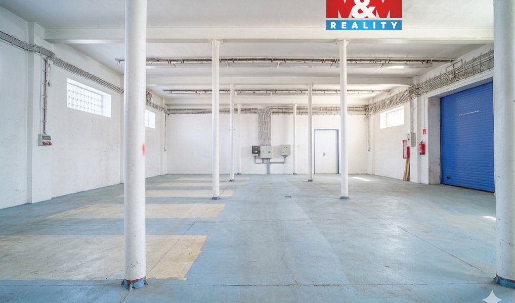 Prodej obchodních prostor 1 200 m², Kadaň – náhled fotky 4