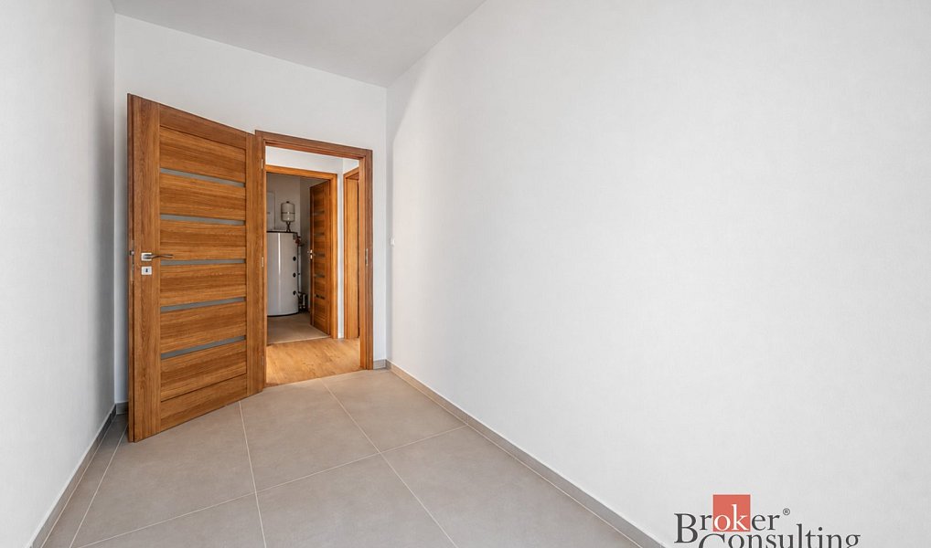 Prodej domu 97 m² s pozemkem 260 m², Chvaletice – náhled fotky 24