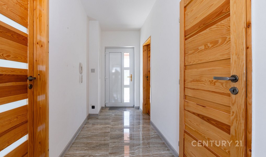 Prodej domu 160 m² s pozemkem 869 m², Milostín – náhled fotky 22