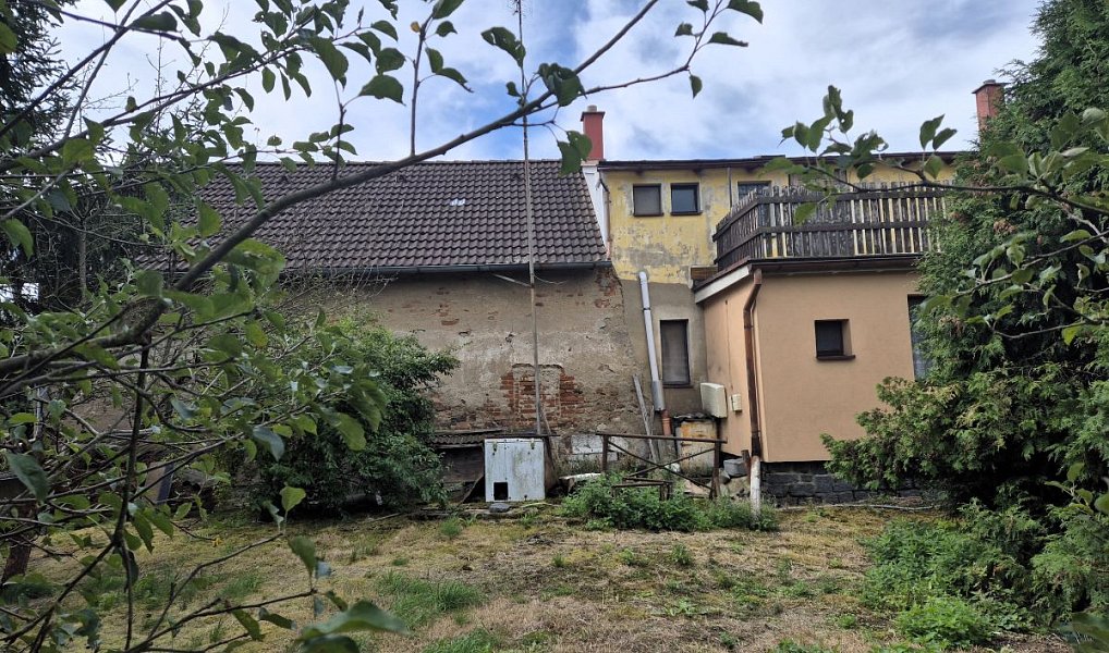 Prodej domu 239 m² s pozemkem 1 451 m², Zalužany – náhled fotky 23
