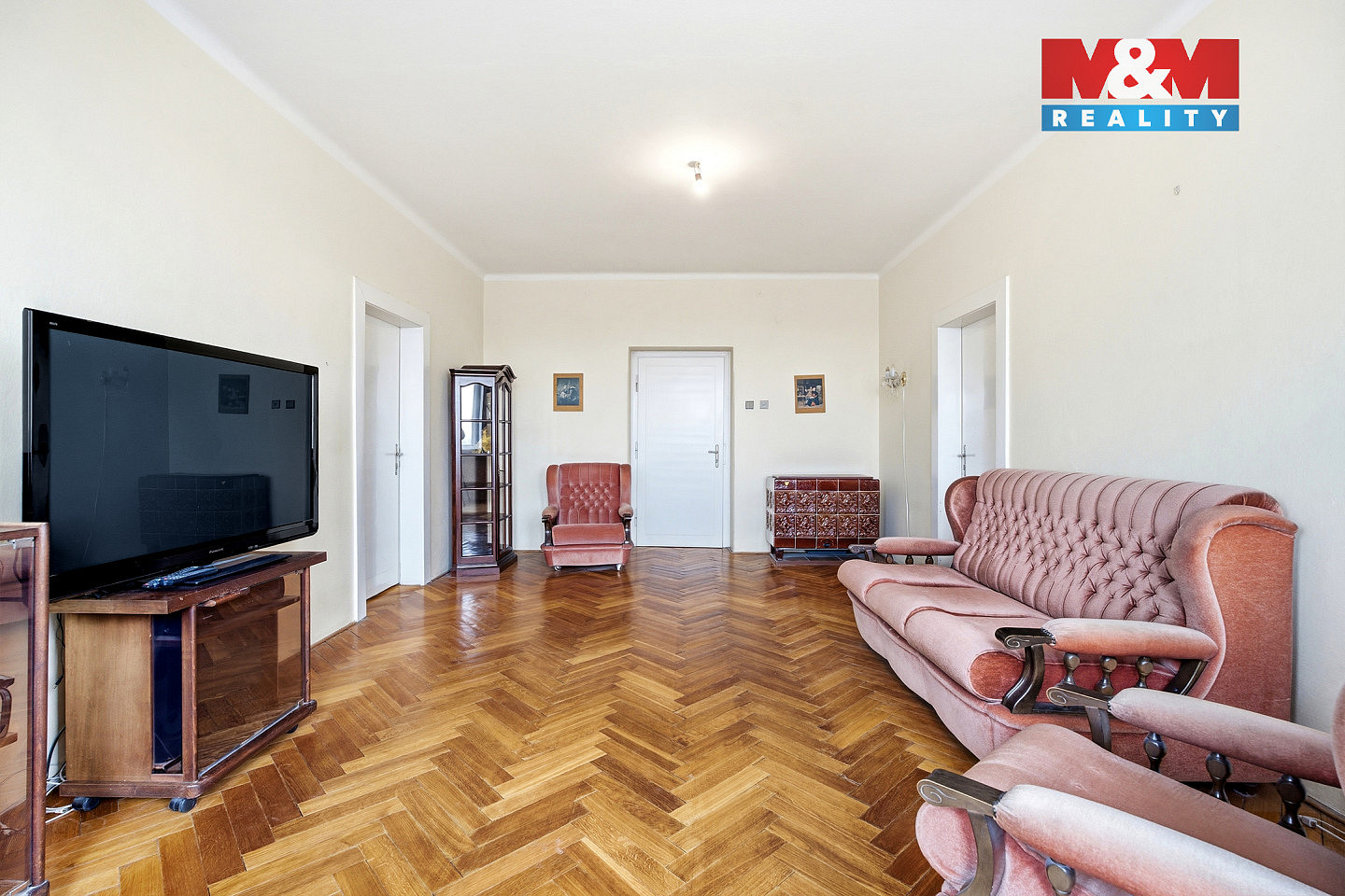 Prodej domu 431 m² s pozemkem 1 272 m² — photo 2