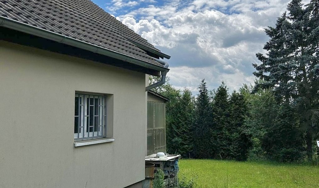 Prodej chaty/chalupy 84 m² s pozemkem 1 962 m², Nové Strašecí – náhled fotky 2