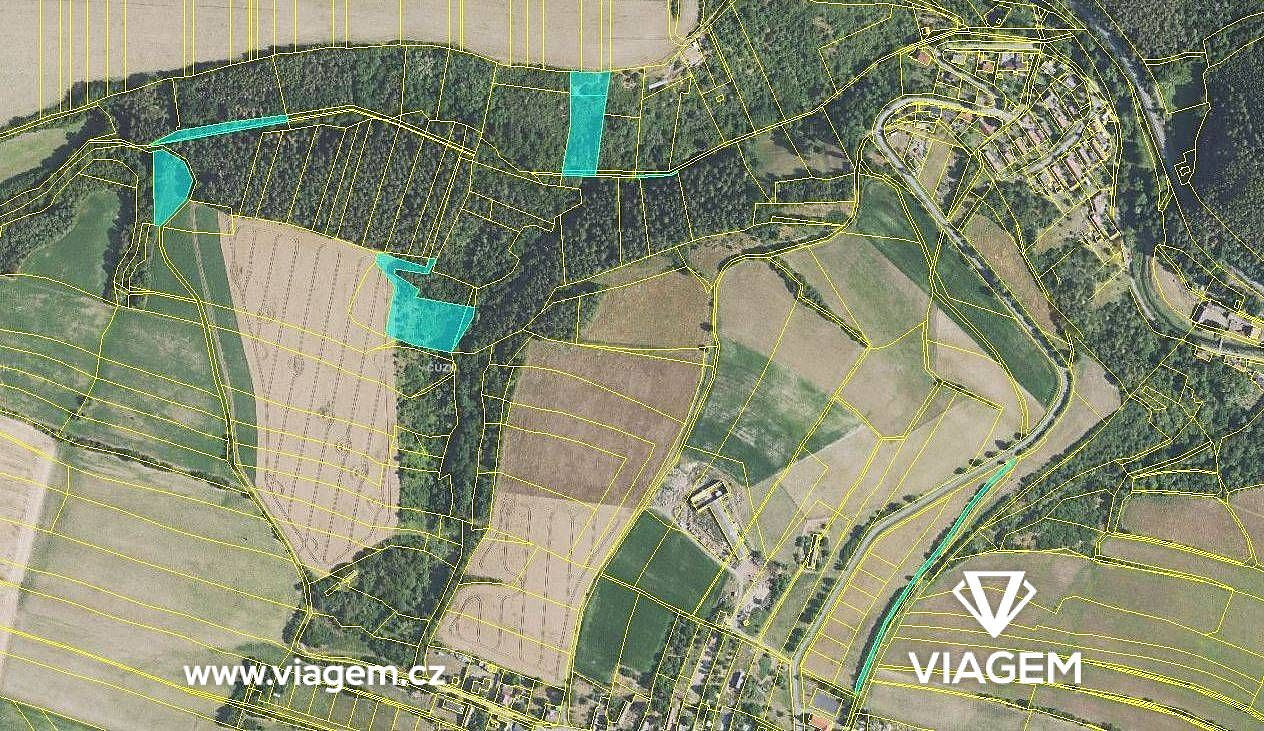 Prodej pole 3 651 m²