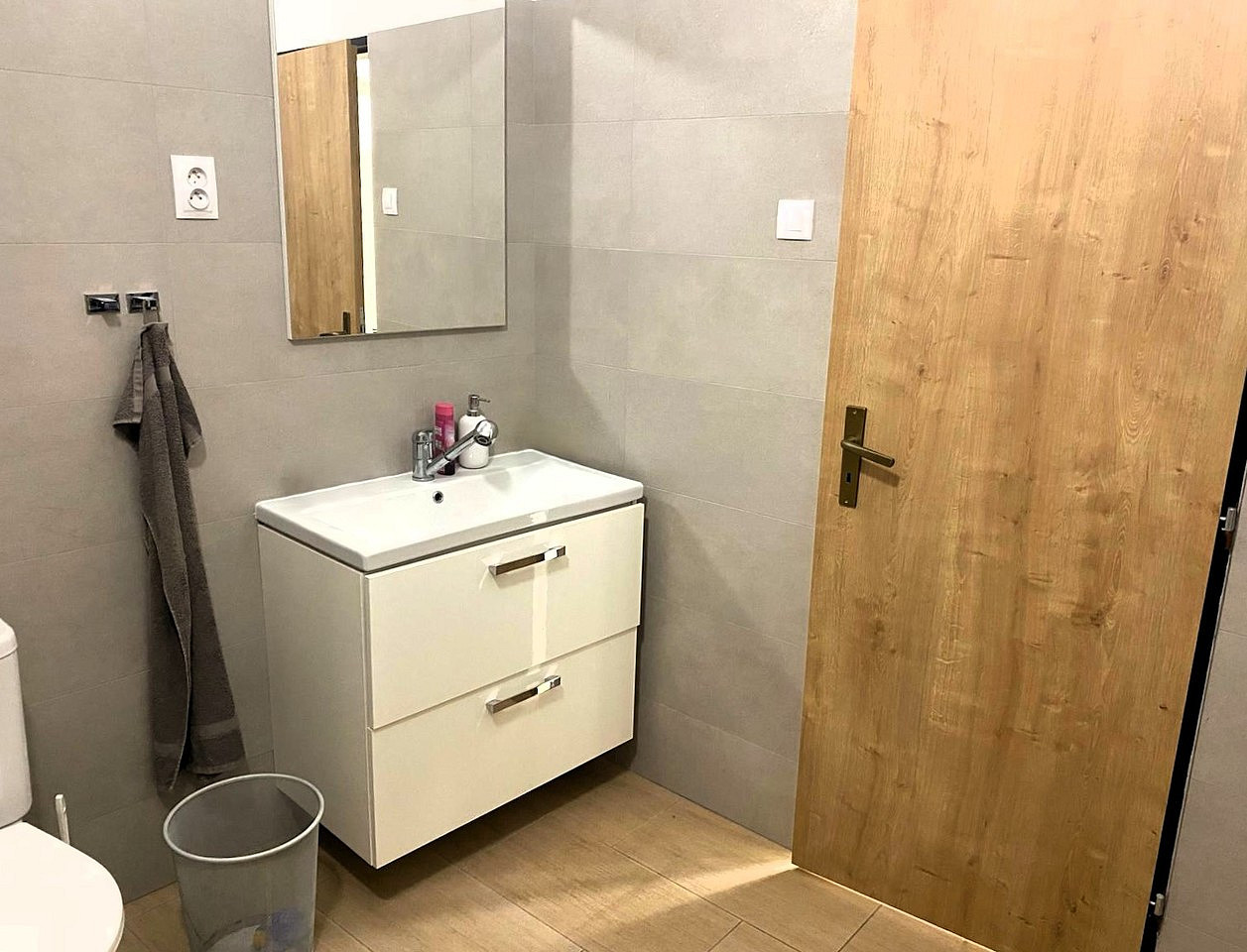 Pronájem obchodních prostor 60 m² – fotografie 4
