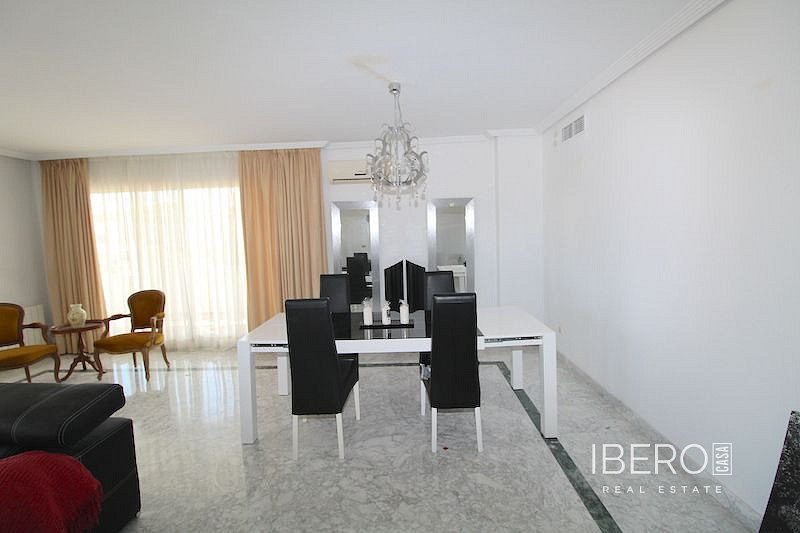 Pis 5+kk – Marbella, Nueva Andalucía - Vista 5