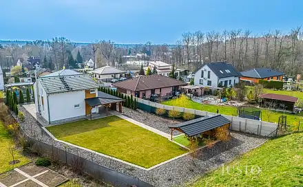 Prodej domu 117 m² s pozemkem 1 389 m², Blešno, okres Hradec Králové