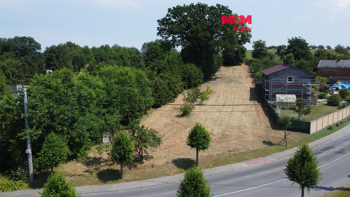 Prodej stavebního pozemku 1 633 m²