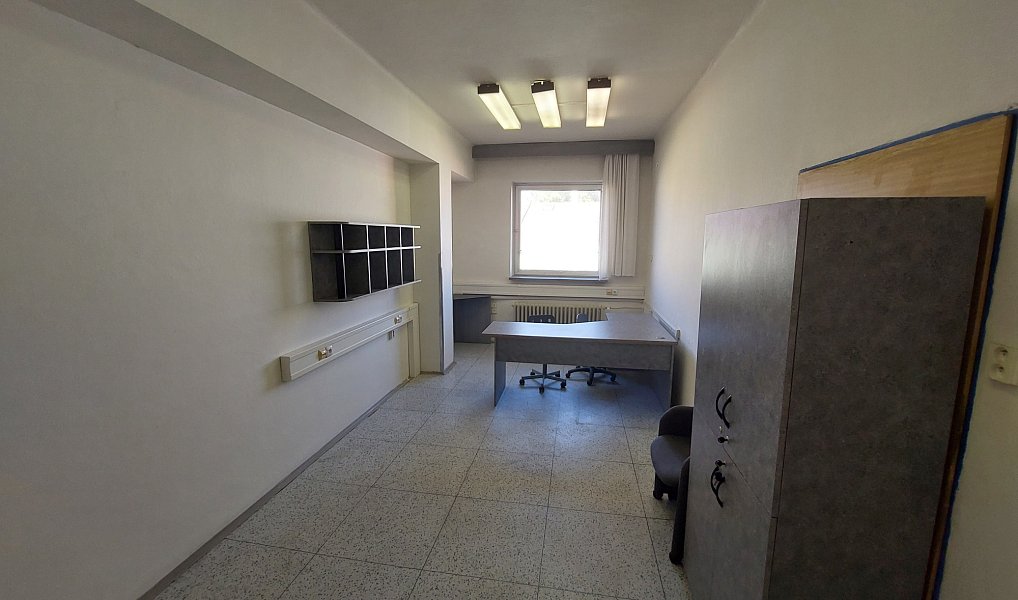Pronájem kanceláře 20 m², Jičín – náhled fotky 5