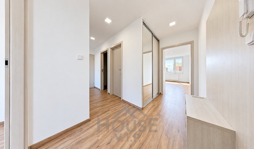 Prodej bytu 3+1 69 m², Kladno – náhled fotky 4