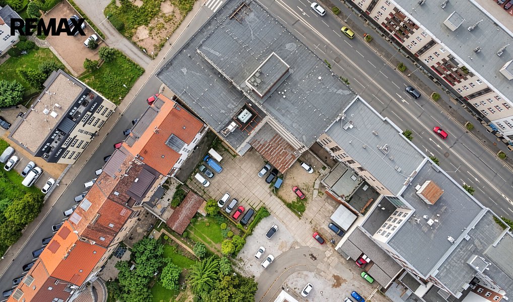Pronájem obchodních prostor 866 m², Hradec Králové – náhled fotky 37