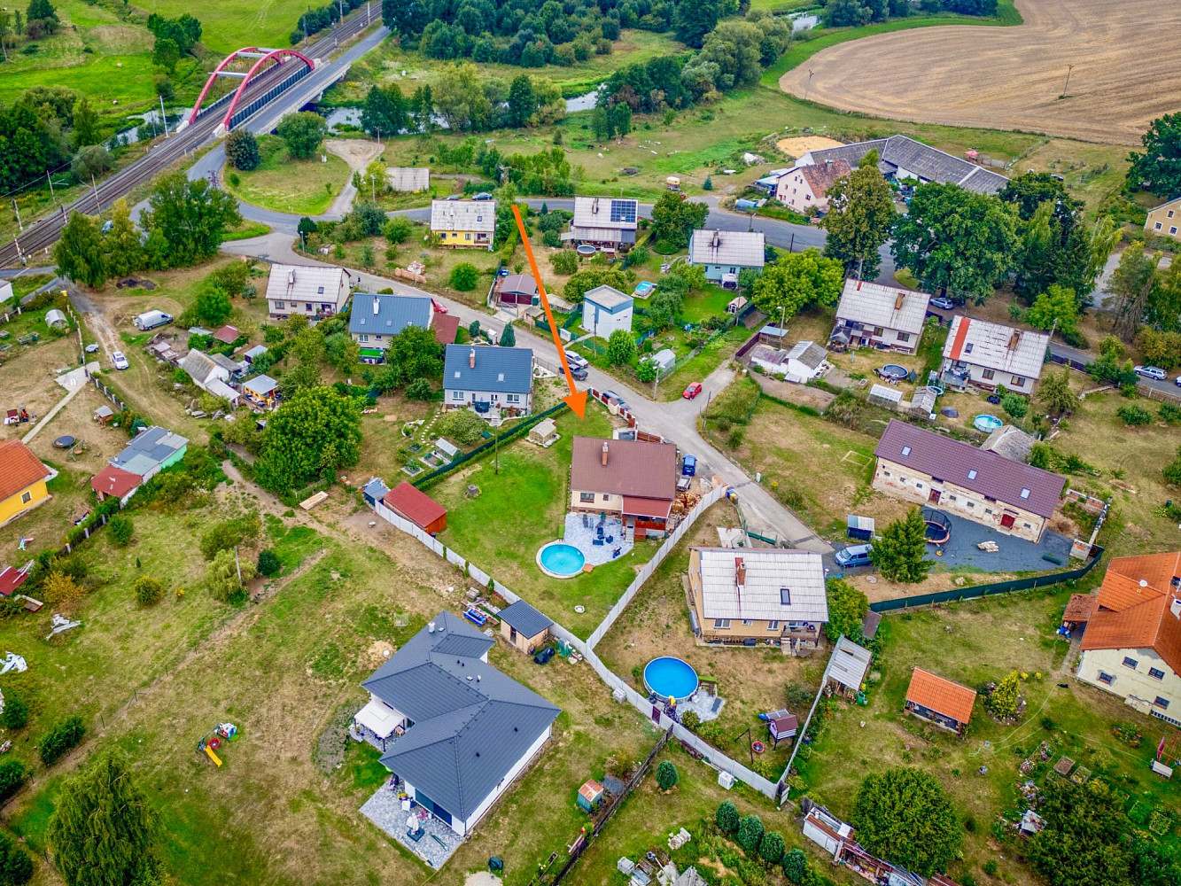 Prodej domu 230 m² s pozemkem 1 249 m²