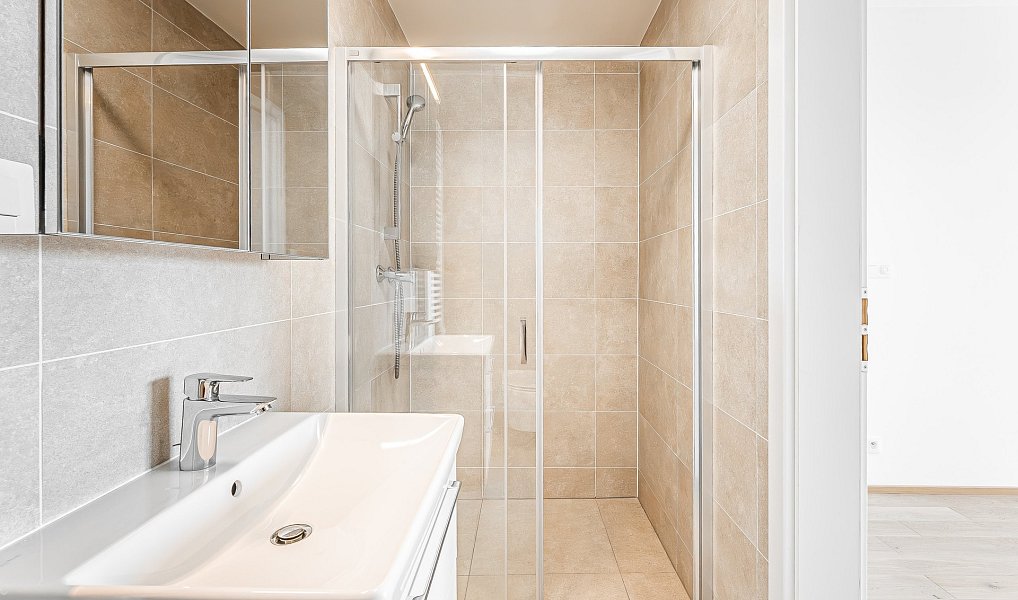 Pronájem bytu 4+kk 120 m², Praha – náhled fotky 14