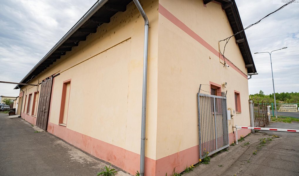 Prodej kanceláře 1 652 m², Horní Jiřetín – náhled fotky 11
