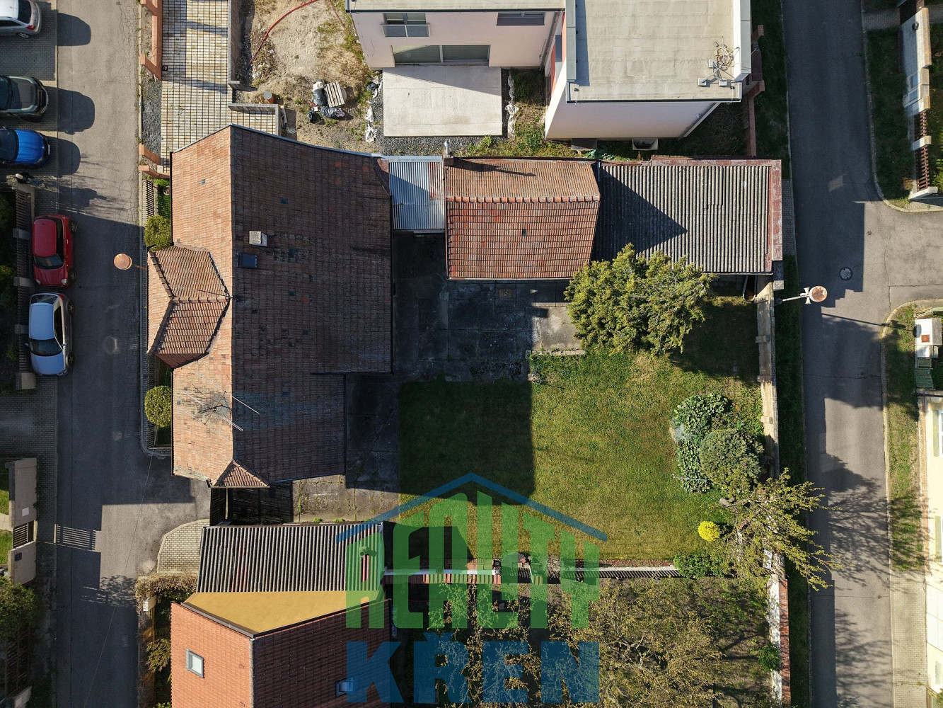 Prodej domu 175 m² s pozemkem 594 m² – fotografie 3