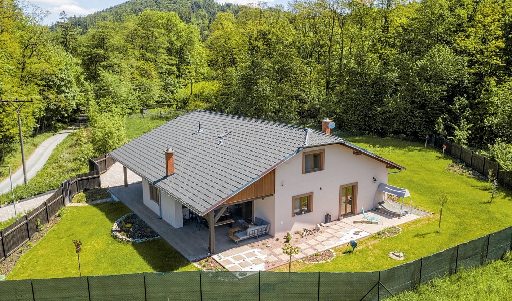 Prodej domu 259 m² s pozemkem 1 567 m², Bělkovice-Lašťany – náhled fotky 2