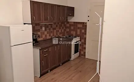 Pronájem bytu 1+kk 20 m², Starochuchelská, Praha 5 - Velká Chuchle