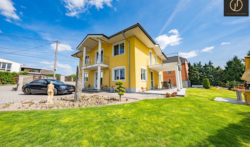 Prodej domu 315 m² s pozemkem 1 433 m², Dalovice – náhled fotky 35