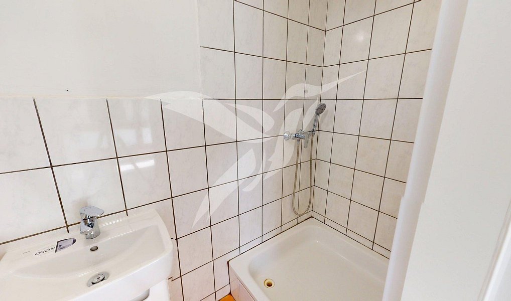 Pronájem bytu 1+kk 17 m², Šťáhlavy – náhled fotky 3