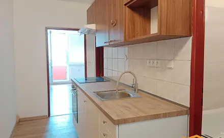 Pronájem bytu 1+kk 28 m², Oskol, Kroměříž