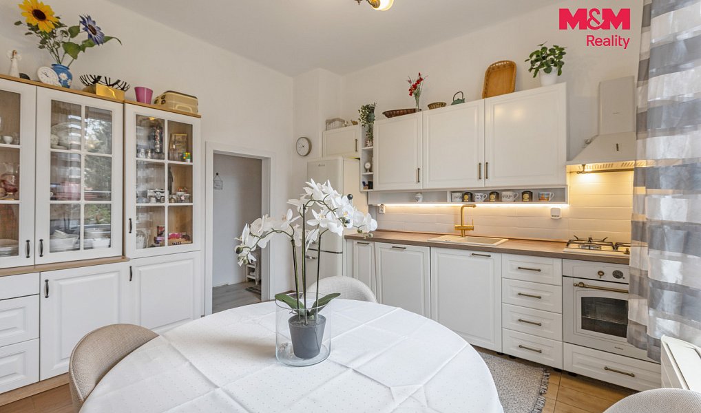 Prodej bytu 2+1 67 m², Králův Dvůr – náhled fotky 7