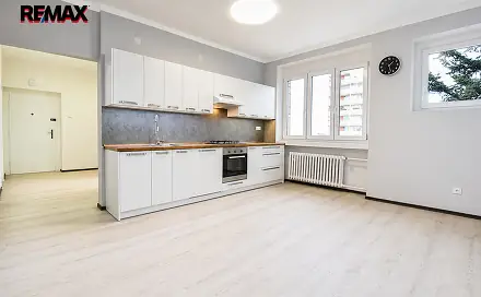 Pronájem bytu 3+kk 81 m², Čs. armády, Kladno