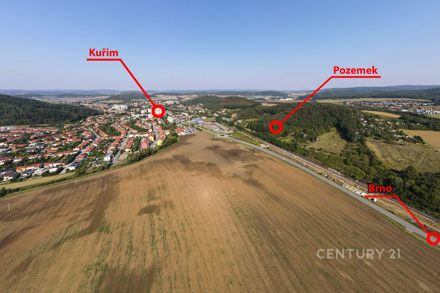 Prodej stavebního pozemku 4 736 m²