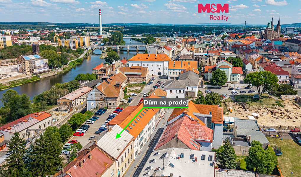 Prodej obchodních prostor 230 m², Kolín – fotka 1 z 30