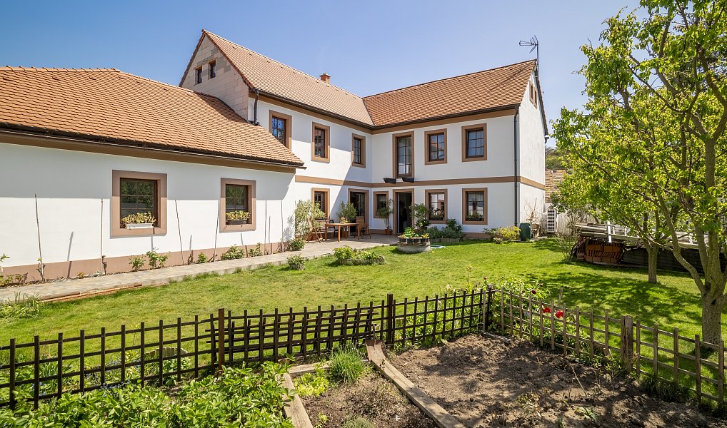 Pronájem domu 382 m² s pozemkem 515 m², Stehelčeves – náhled fotky 15