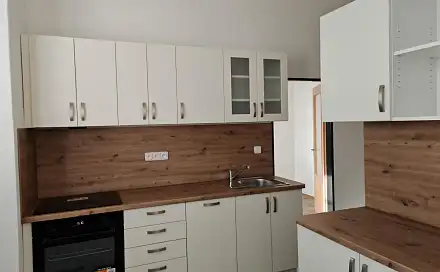 Pronájem bytu 2+1 77 m², Sladkovského, Pardubice - Zelené Předměstí