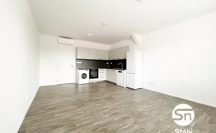 Pronájem bytu 1+kk 34 m², Vídeňská, Praha 4 - Krč