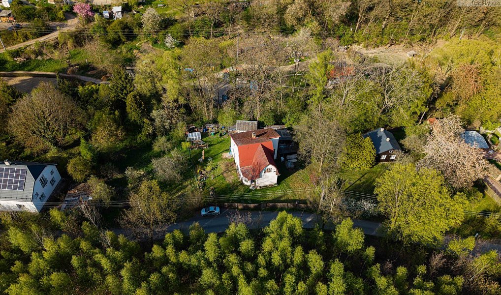Prodej domu 200 m² s pozemkem 802 m², Všestary – náhled fotky 3