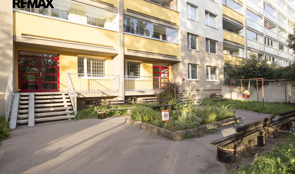 Prodej bytu 2+kk 43 m², Praha – náhled fotky 8