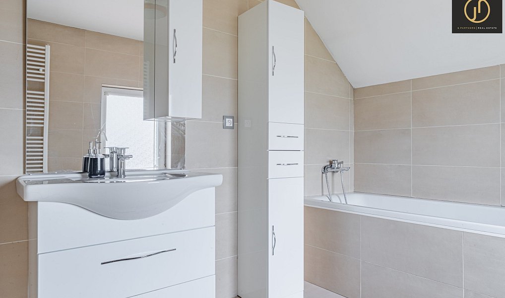 Prodej domu 150 m² s pozemkem 554 m², Kladno – náhled fotky 9