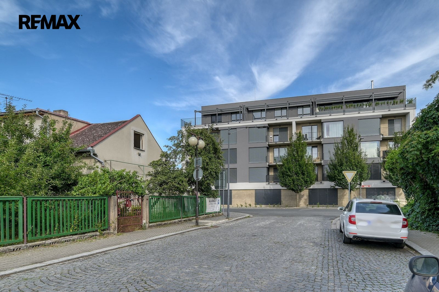 Pronájem bytu 1+kk 32 m² – fotografie 2
