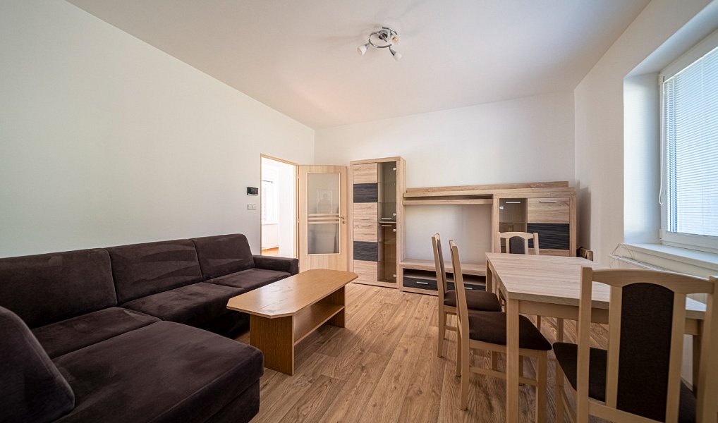 Pronájem domu 175 m² s pozemkem 483 m², Uherské Hradiště – náhled fotky 11
