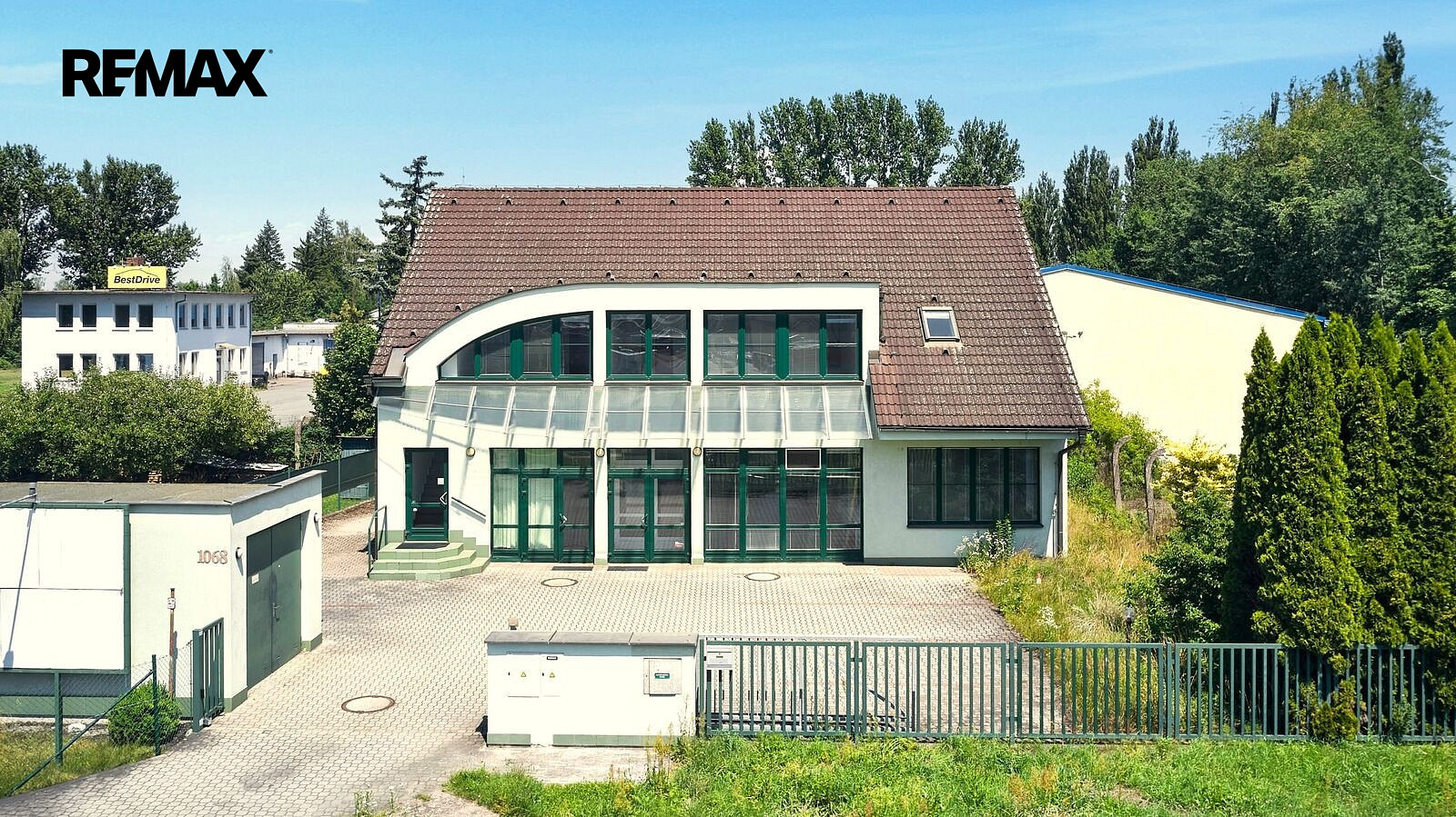 Prodej kanceláře 288 m²