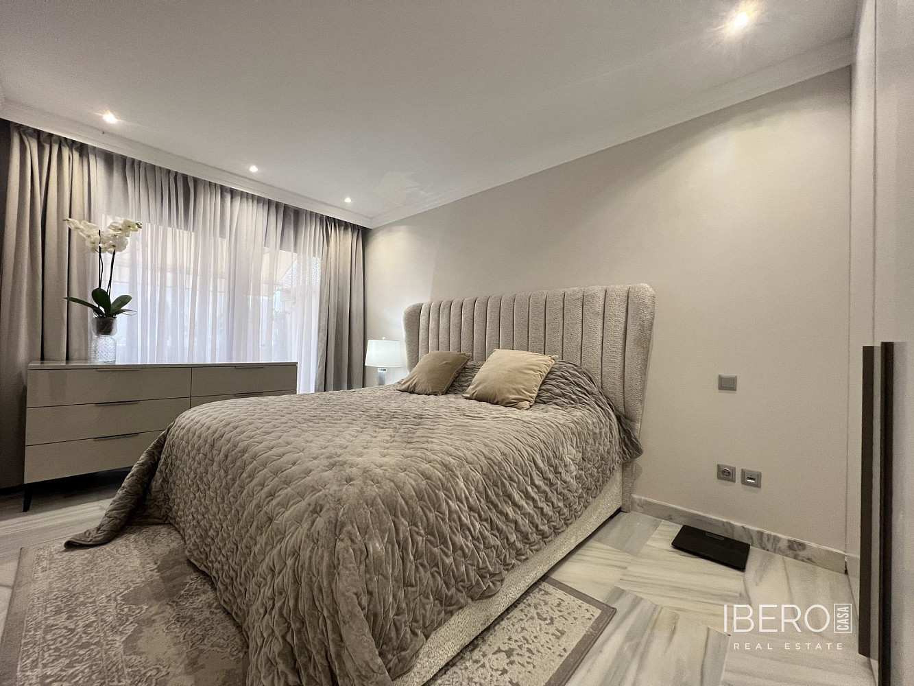 Piso 2+kk – Benahavís, La Cocha, Costa del Sol Occidental - Vista 2