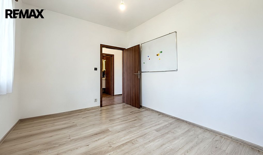 Prodej domu 92 m² s pozemkem 787 m², Tuhaň – náhled fotky 27