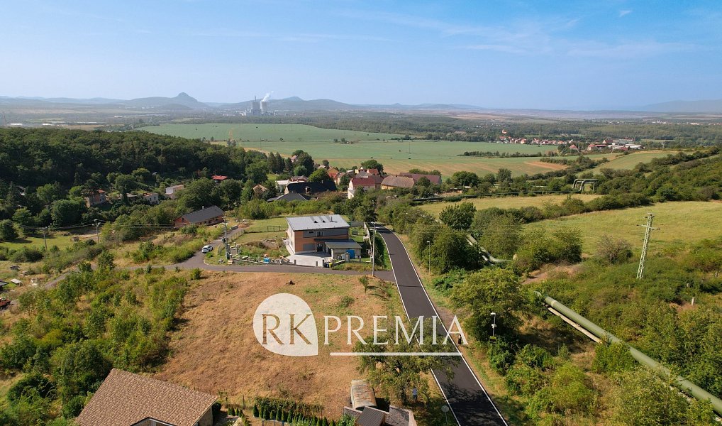 Prodej stavebního pozemku 1 535 m², Zabrušany – náhled fotky 8