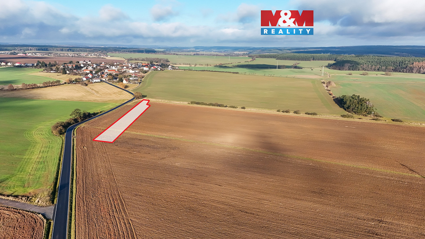 Prodej pole 6 013 m²