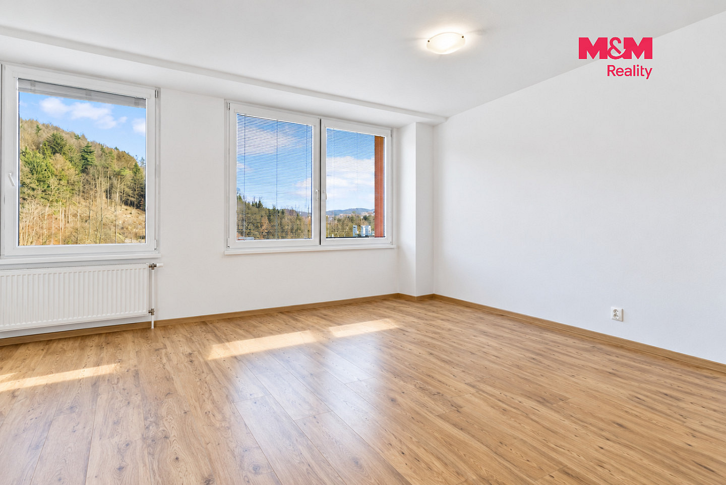 Pronájem bytu 1+kk 34 m² – fotografie 4