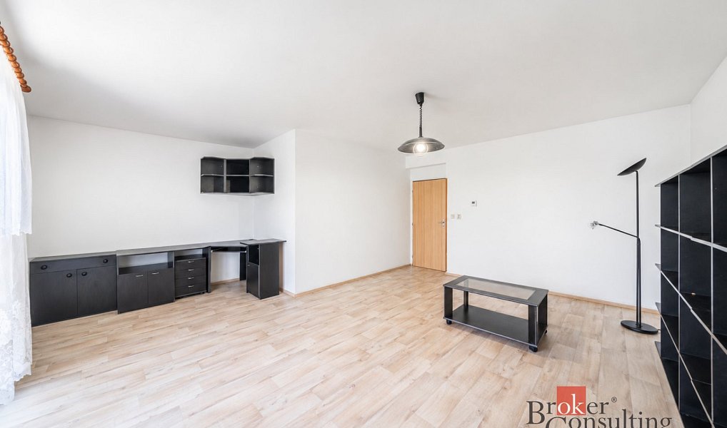 Prodej bytu 2+1 76 m², Plzeň – náhled fotky 4