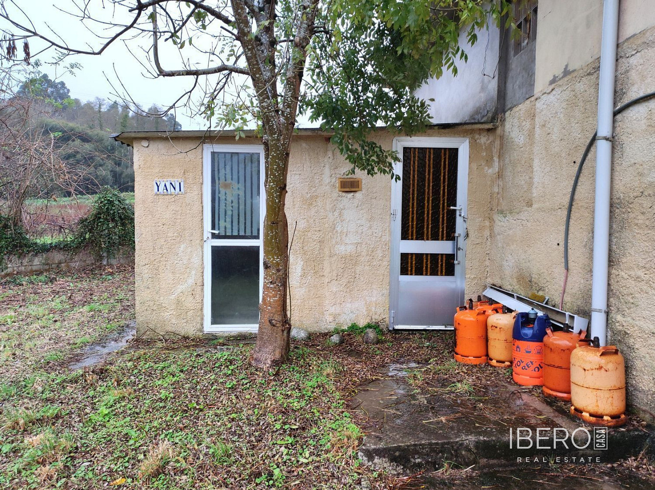 Prodej domu 1 292 m² s pozemkem 1 211 m²