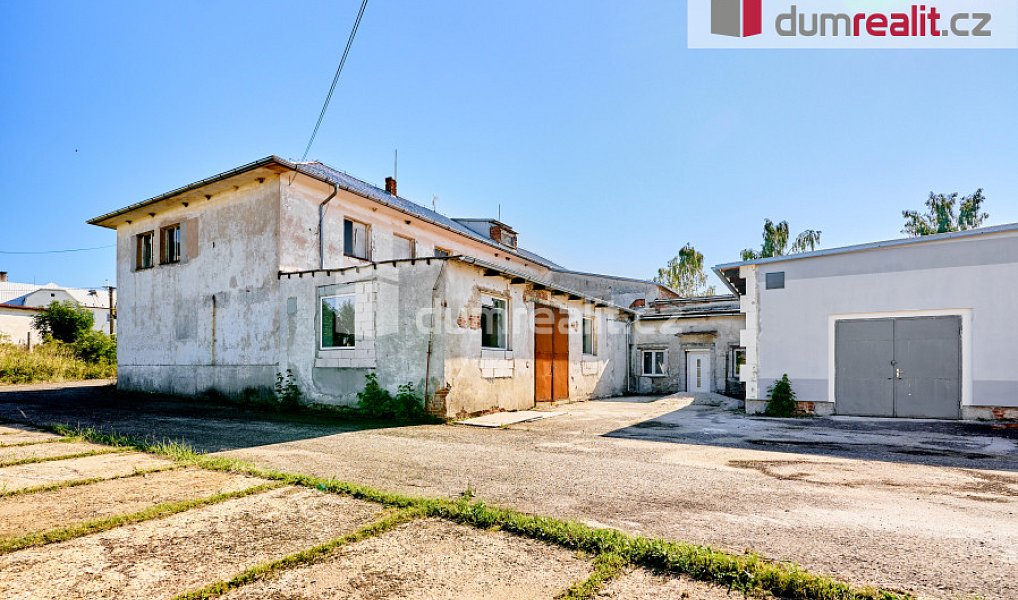 Prodej výrobních prostor 2 500 m², Štědrá – náhled fotky 2
