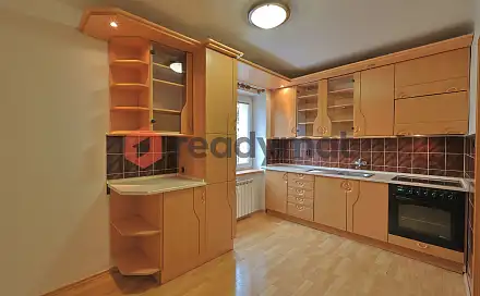 Pronájem bytu 2+1 55 m², nám. B. Martinů, Hodonín